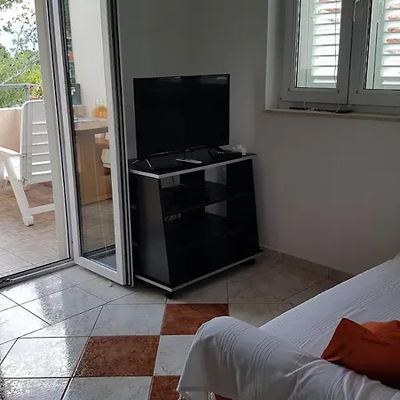 Apartment Jakov Basina