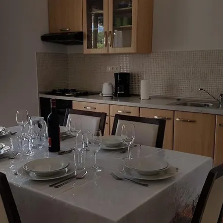 Jakov Apartment *