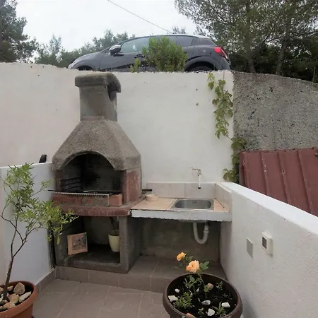 Jakov Apartment *