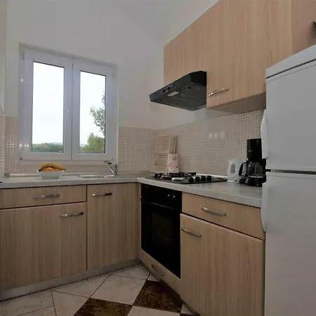 Jakov Apartment Basina