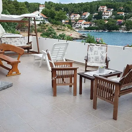 Apartment Jakov *