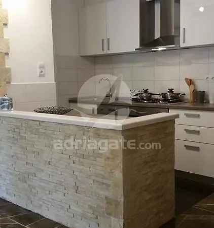 Apartment Jakov *