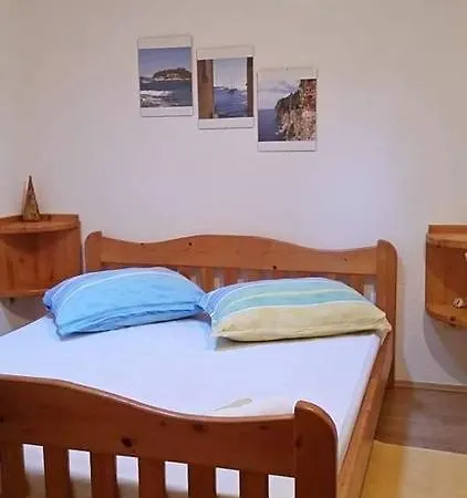 Jakov Apartment