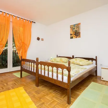 Jakov Apartment *